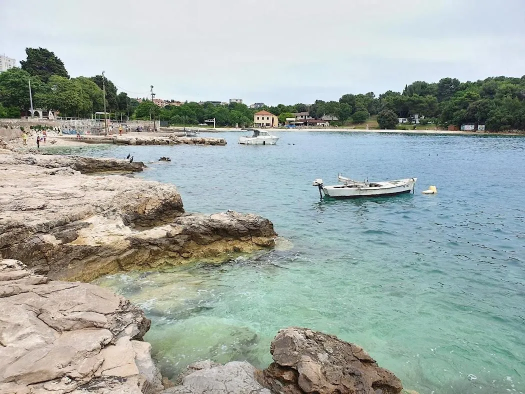 Lungomare Pula Apartment